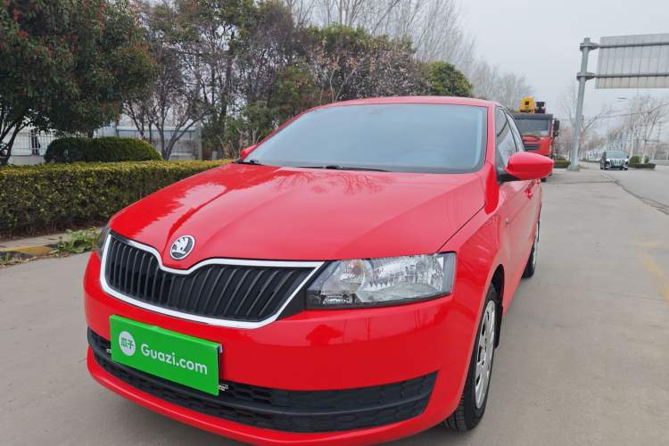 Used Skoda Rapid Spaceback 2016 Revised Version 1.6L Manual Front-Drive Edition