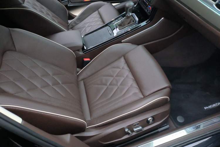 Used Volkswagen Phideon 2021 380TSI Luxury Edition
