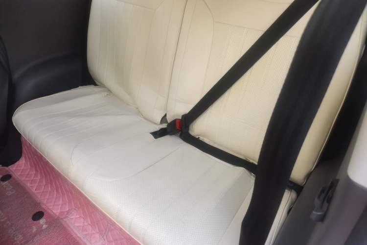 Used CHANGAN Lumin 2022 155 km – Refreshingly Sweet Edition
