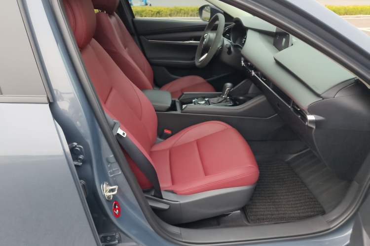 Used Mazda 3 Axela 2023 2.0L Automatic ZhiZhen Edition