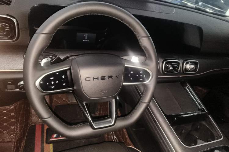 Used Chery Tiggo 9 2023 2.0T Dual-Clutch Two-Wheel Drive Leading Edition 5 Seats