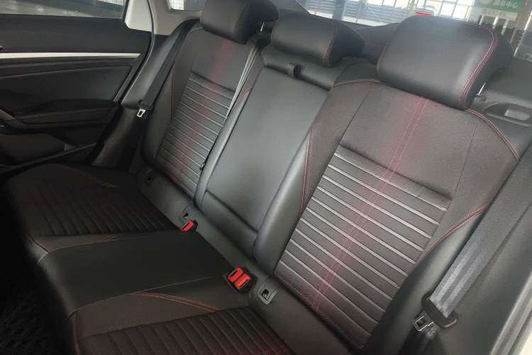 Used Volkswagen Lavida 2023 200TSI DSG Starry Full-Comfort Edition
