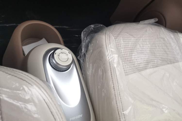 Used Wuling Hongguang MINIEV 2025 Four-Door Version Advanced Edition