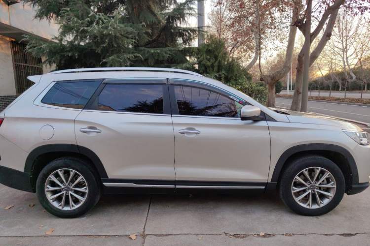 Used JETOUR X90 2019 1.6T DCT Yue Lü Edition 6 Seats China VI Standard Exterior 3