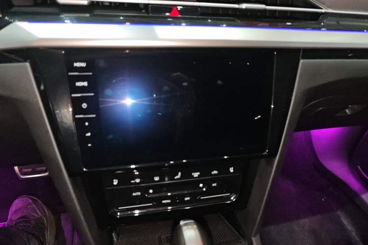 Used Volkswagen FAW-Volkswagen CC 2023 380TSI Striking Edition Interior 1