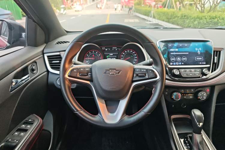 Used Chevrolet Monza 2020 Light Hybrid RS 330T Automatic Comfort Edition