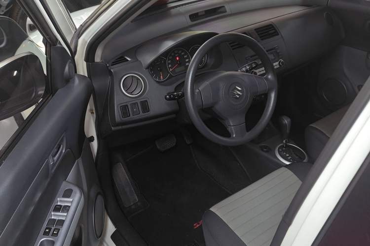 Used Suzuki Swift 2013 1.5L Automatic Standard Edition