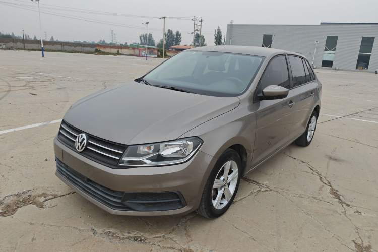 Used Volkswagen Santana 2015 Haval H6 1.6L Automatic Luxury Model