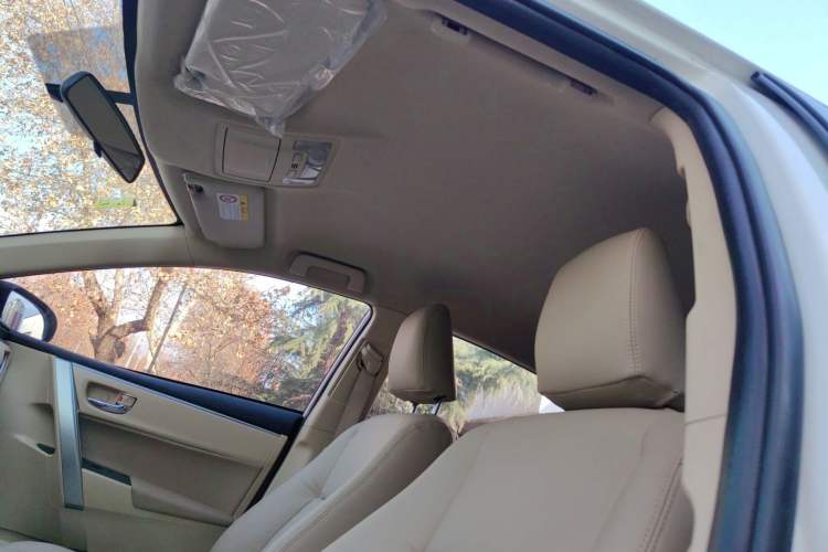 Used Toyota Corolla 2014 1.6L Manual GL