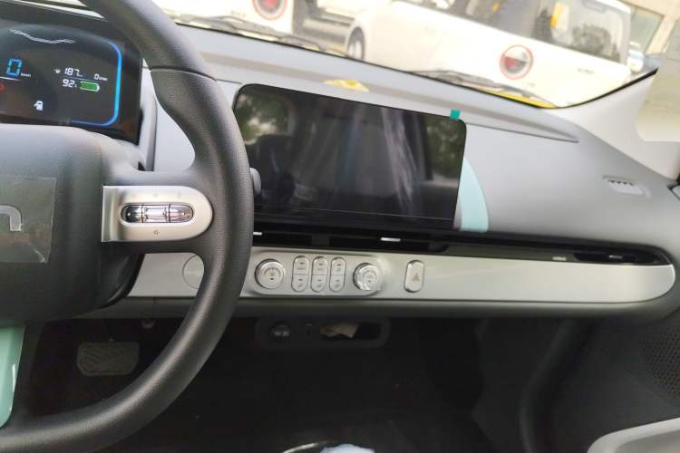 Used Changan Lumin 2025 205 km Xiangqin Version
