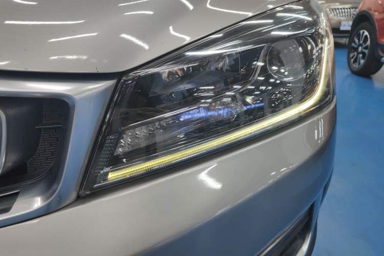 Used Geely Auto Vision S1 2018 1.4T CVT FENGXING Model