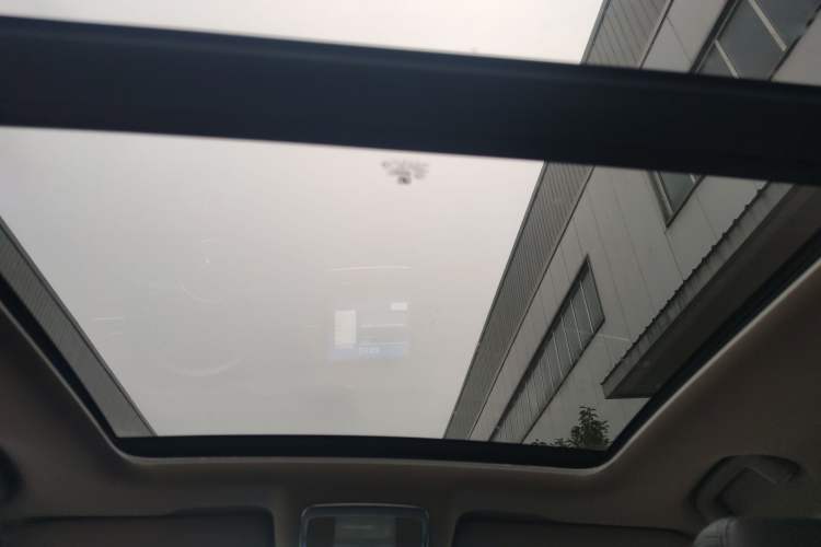 Used Zotye T600 2016 Sport Edition 2.0T DCT Prestige Model
