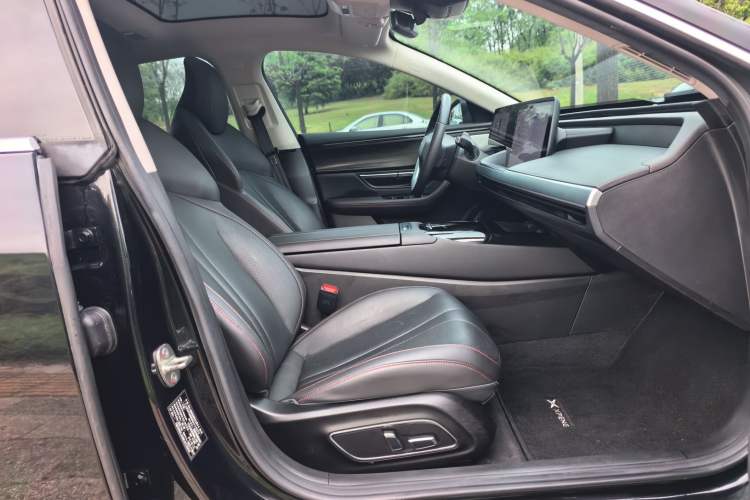 Used XPeng P7 2020 586N Right Front Seat