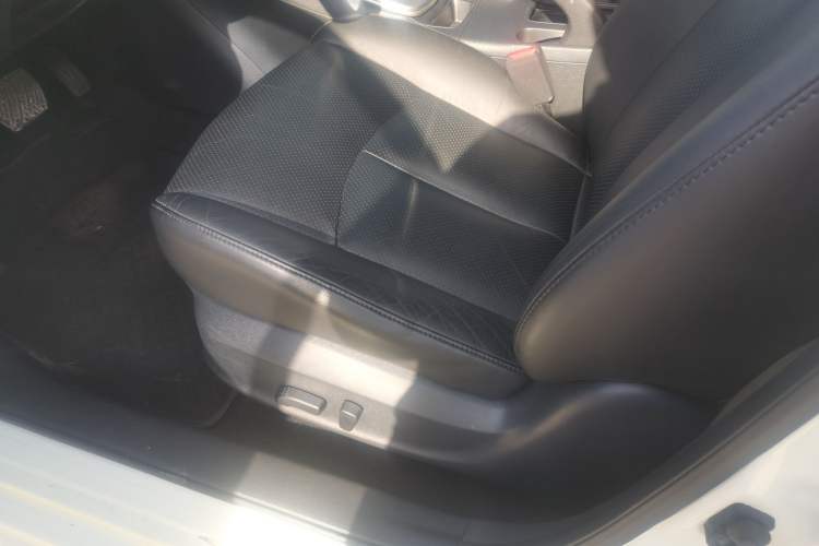 Used Nissan Sylphy 2014 1.6XV CVT Deluxe Edition
