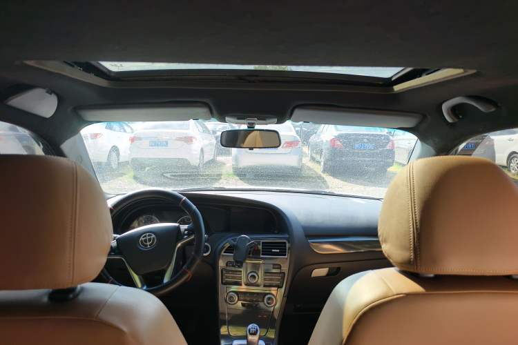 Used Brilliance V5 2016 1.5T Manual Two-Wheel Drive Smart Version