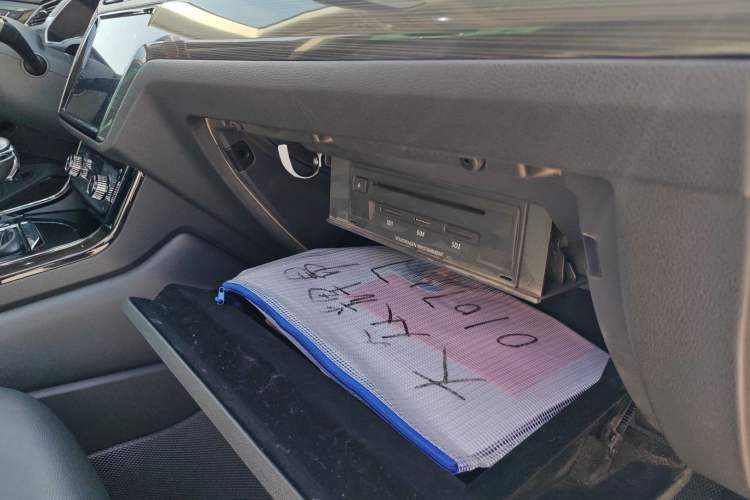 Used Volkswagen Phideon 2019 380TSI Two-Wheel Drive Business Edition China VI Standard
