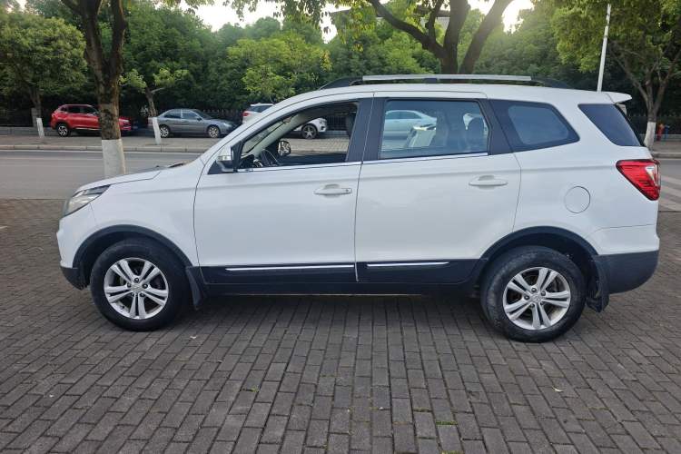 Used HYOSOW S3 2014 1.5L Comfort Version China IV Emission Standard
