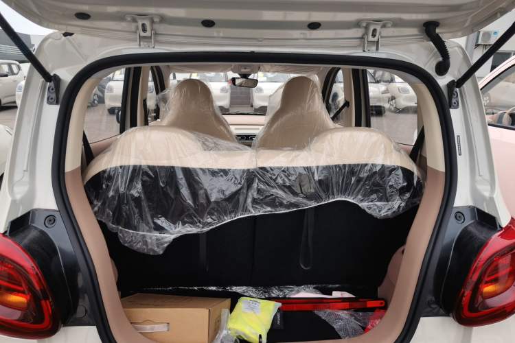 Used Wuling Hongguang MINIEV 2025 Four-Door Version Advanced Edition
