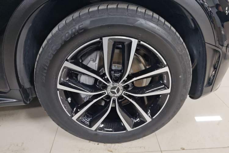 Used Mercedes-Benz GLC 2020 GLC 300 L 4MATIC Dynamic Edition Exterior 3