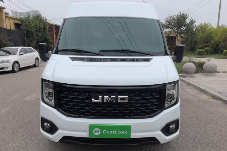 Used JMC Fushun 2023 2.0T Manual Short-Wheelbase Mid-Height Commercial Multi-Purpose 5-Seater Passenger Vehicle