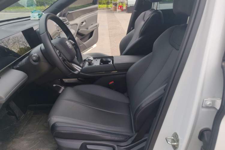 Used BYD Qin L 2024 DM-i 80KM Leading Model Left Front Seat