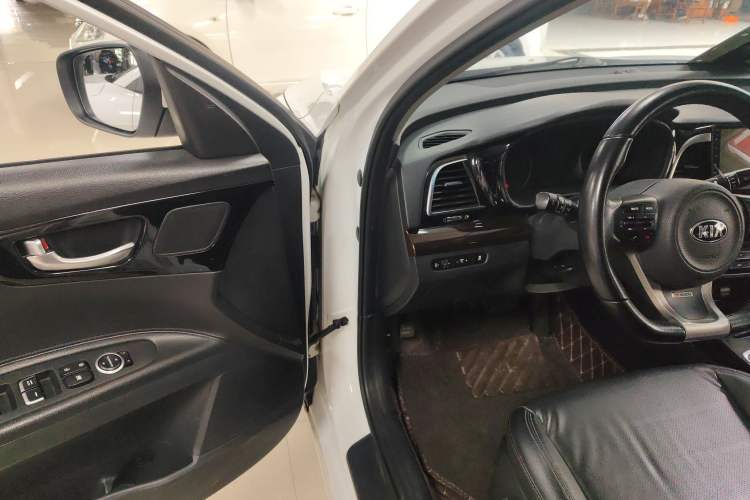 Used Kia K4 2014 1.6T Automatic Turbo
