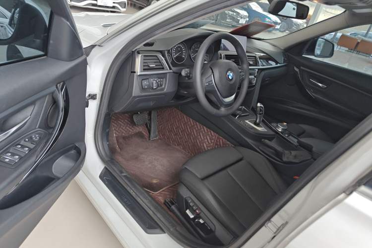 Used BMW 3 Series 2019 320Li Fashion Model