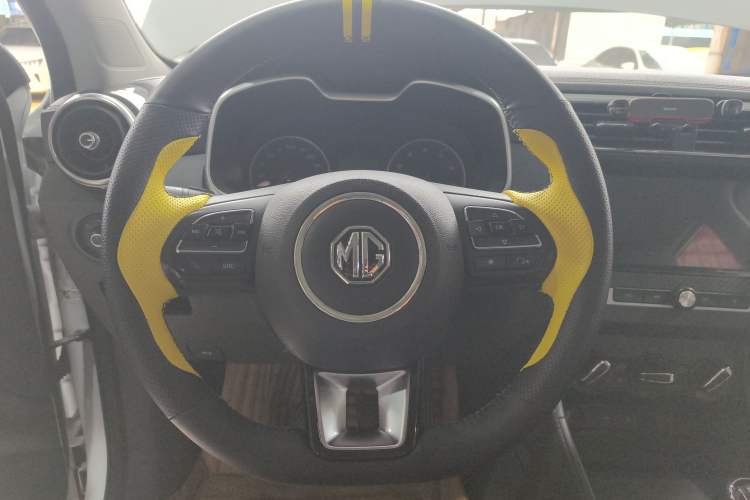 Used MG ZS 2017 1.5L Manual Luxury Edition
