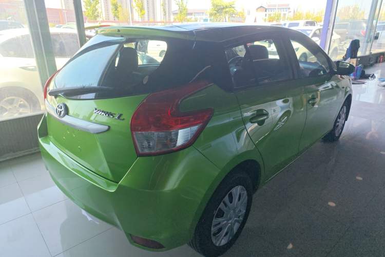 Used Toyota YARiS L Zhi Xuan 2015 1.5E Automatic Charm Edition
