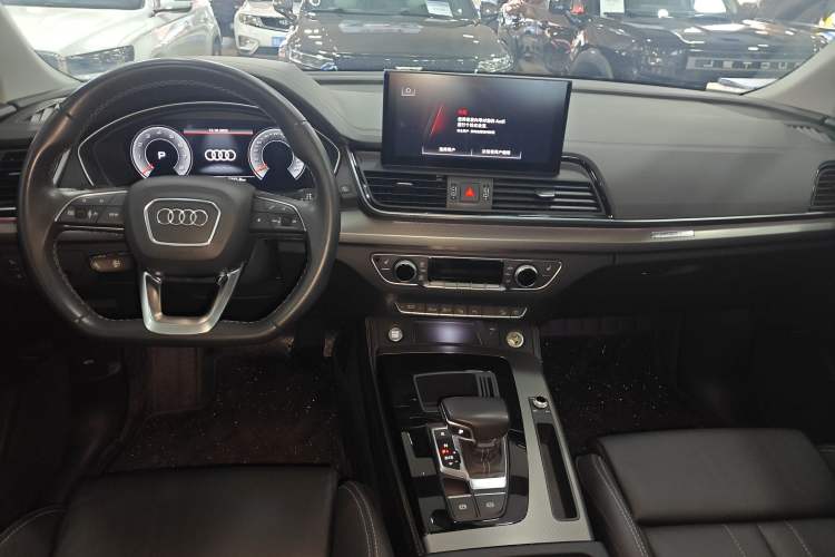 Used Audi Q5L 2022 40T Luxury Dynamic Model
