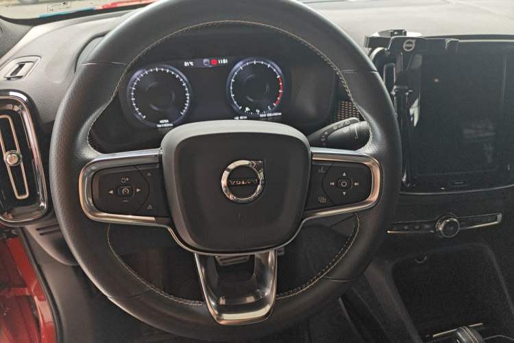 Used Volvo XC40 2021 T4 Four-Wheel Drive Smart & Sporty Edition
