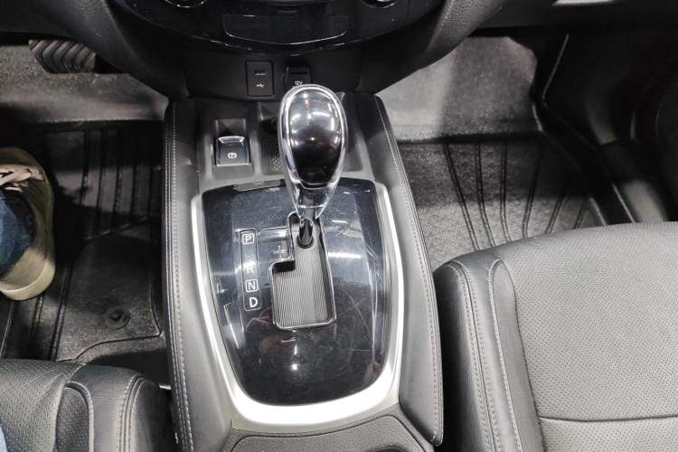 Used Nissan X-Trail 2019 2.0L CVT Smart Connect Comfort Edition 2WD
