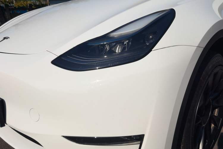Used Tesla Model Y 2024 Long-Range All-Wheel-Drive Version