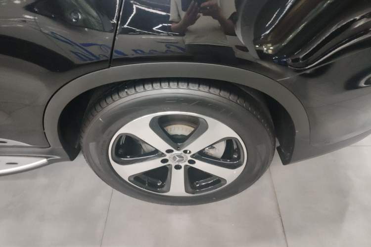 Used Mercedes-Benz GLC 2018 Facelift GLC 260 4MATIC Luxury Edition
