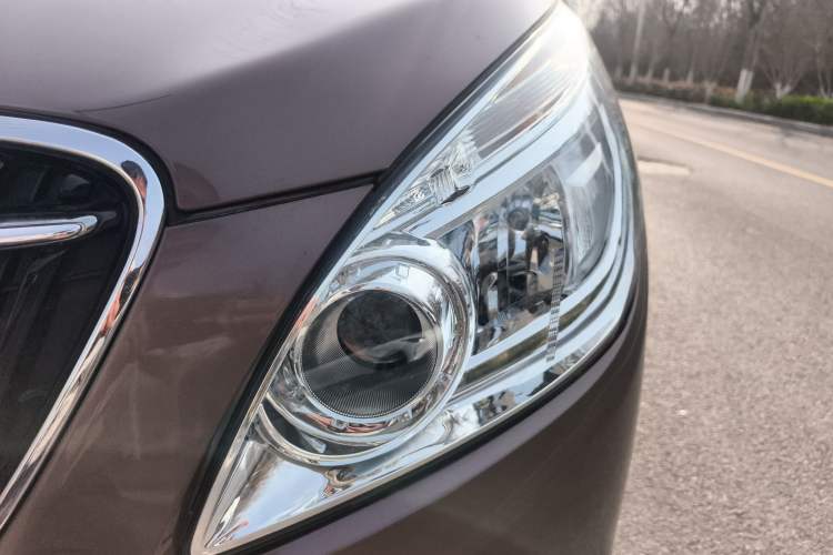 Used Buick GL8 2018 28T Luxury Model China VI Standard
