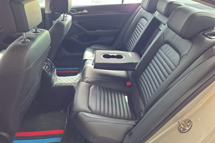 Used Volkswagen Magotan 2018 Facelift 330TSI DSG Luxury Model
