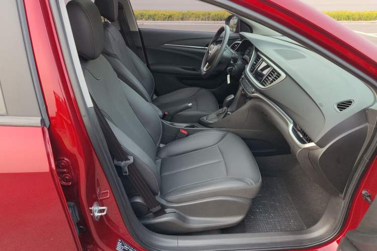 Used Buick GT 2021 Revised Version Flagship 1.5L Automatic Entry-Level Trim Right Front Seat