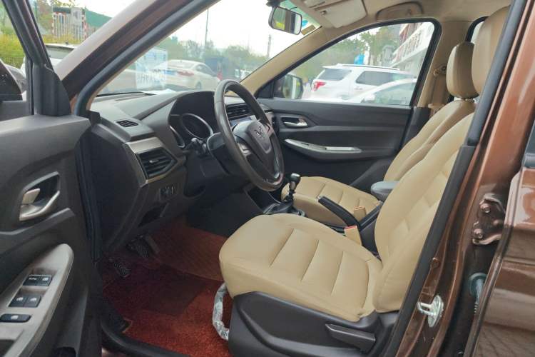 Used Wuling Hongguang 2019 1.5L S Comfort Edition China VI LAR
