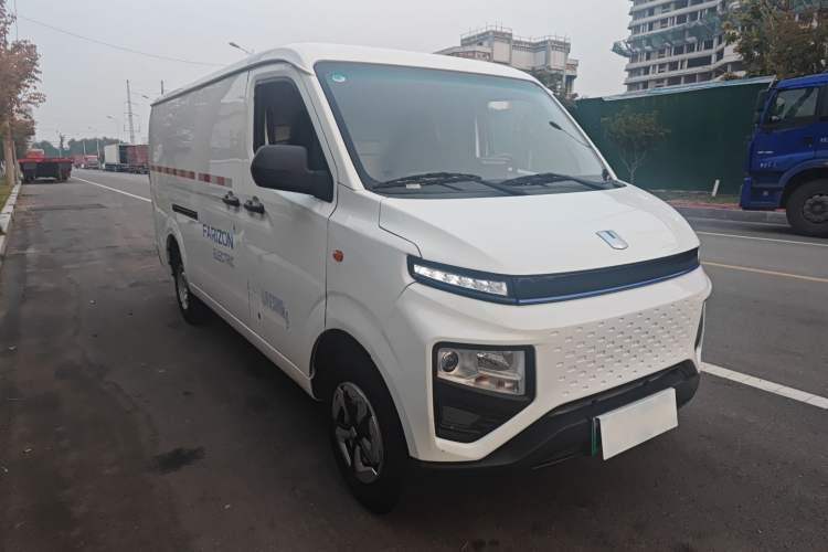 Used Farizon Xingxiang V 2023 V6E Ningde Times 41.86kWh Value Edition

