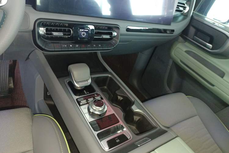 Used BAIC Off-Road BJ40 2024 2.0T All-New Blade Hero Edition Climber