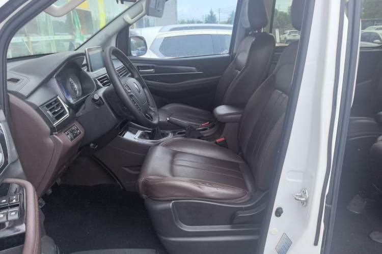 Used FORTHING M6 2019 1.5T Manual Long-Wheelbase Luxury 7-Seater