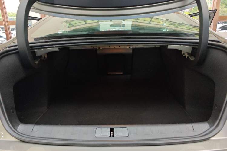 Used Citroen C6 2017 Revised Version 380THP Luxury Edition