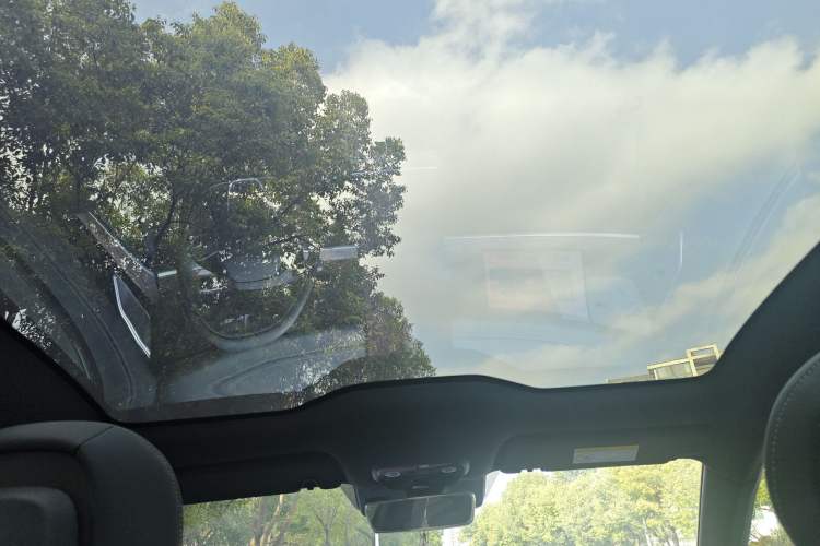 Used NETA S 2022 Extended-Range Version 1160 km Range Rear-Wheel Drive Mid-Grade
