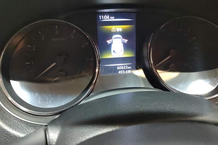 Used Nissan Qashqai 2017 2.0L CVT Luxury Edition China V Standard Odometer Close Up