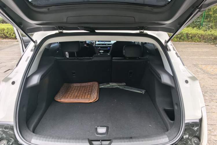 Used Buick Velite 6 2022 Connected Fashion PLUS