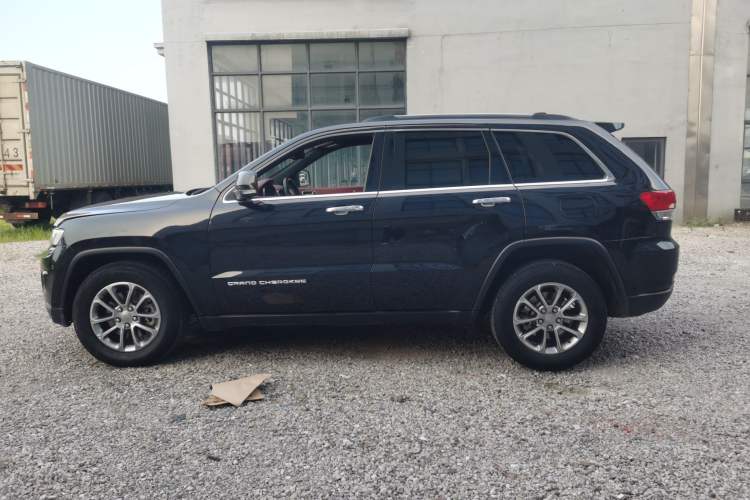 Used Jeep Grand Cherokee 2014 3.0L Comfort Navigation Edition