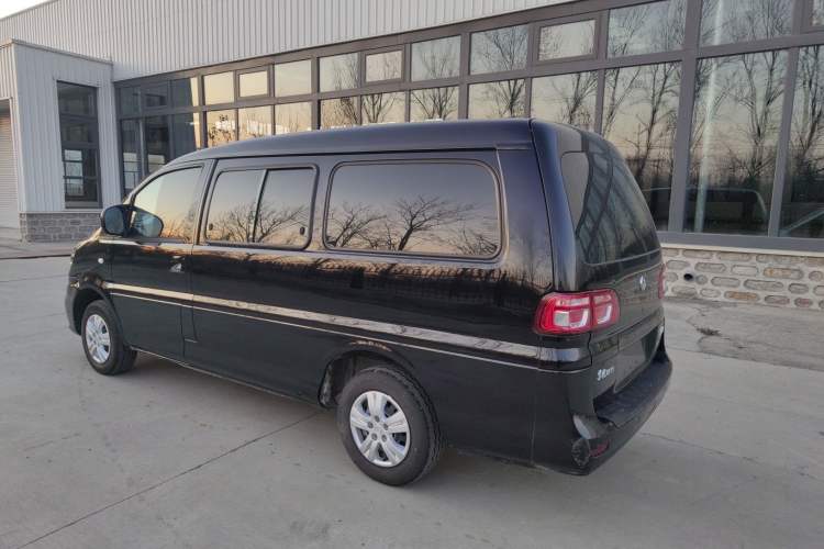 Used FORTHING Lingzhi 2019 M5L 1.6L 7-Seater Base Model China VI Standard