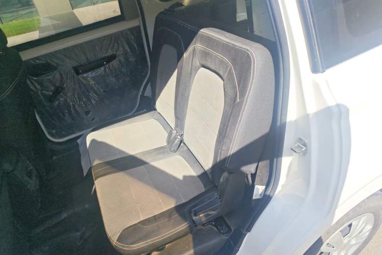 Used Wuling Hongguang 2021 1.5L S Base Version LAR