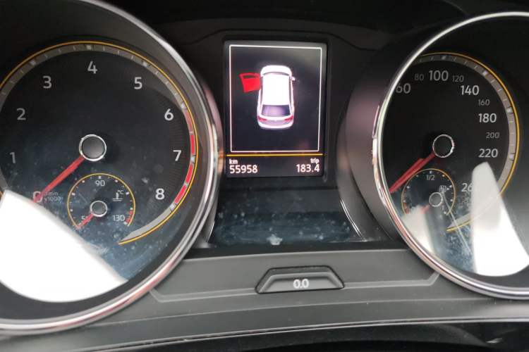 Used Volkswagen Tiguan L 2020 330TSI Automatic Two-Wheel Drive Smart Luxury Edition China VI Standard Odometer Close Up