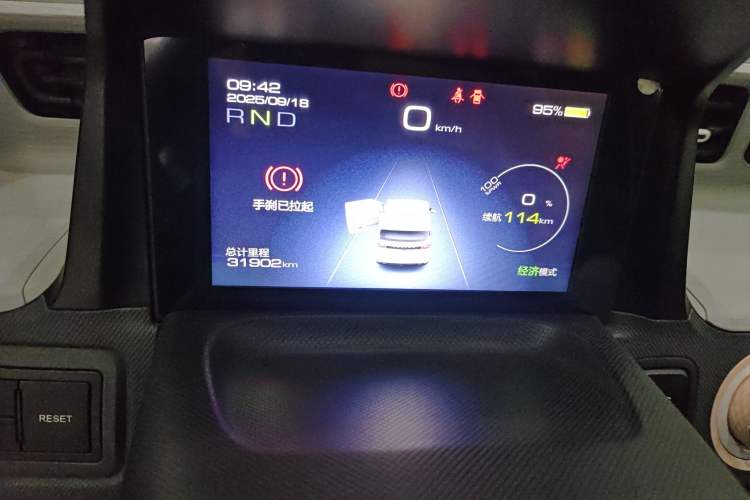 Used Wuling Hongguang MINIEV 2021 Macaron Fashion Model Lithium Iron Phosphate